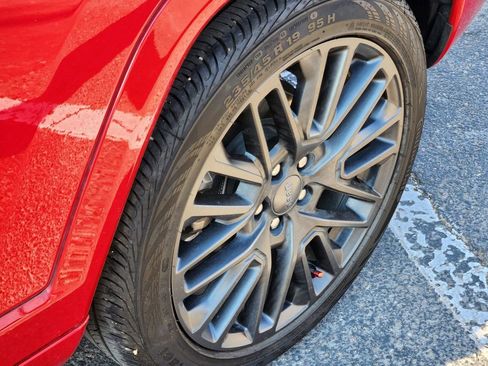 Used 2024 Jeep Compass Limited image 29