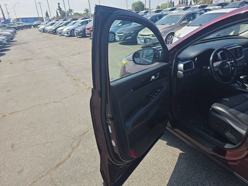 Used 2020 Kia Sorento EX FWD image 10