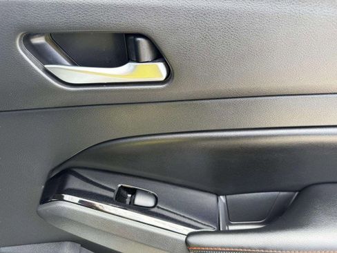 Used 2023 Nissan Altima 2.5 SR image 41