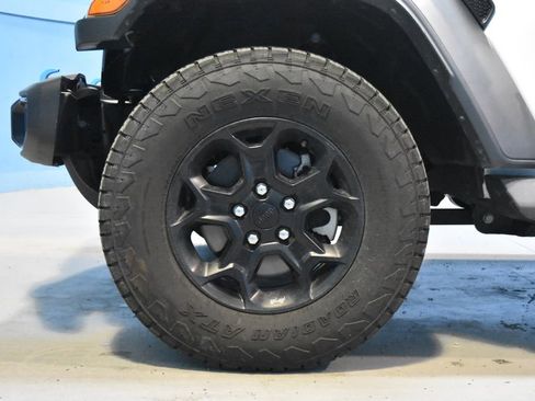 Used 2023 Jeep Wrangler Unlimited image 23