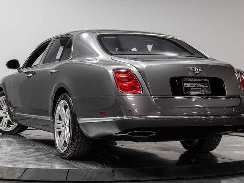 Used 2012 Bentley Mulsanne w/ Premiere Specification Pkg image 57