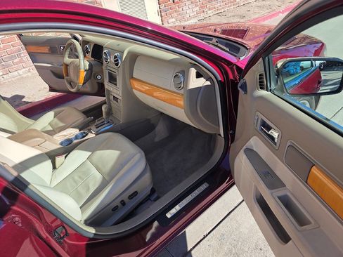 Used 2007 Lincoln MKZ image 11