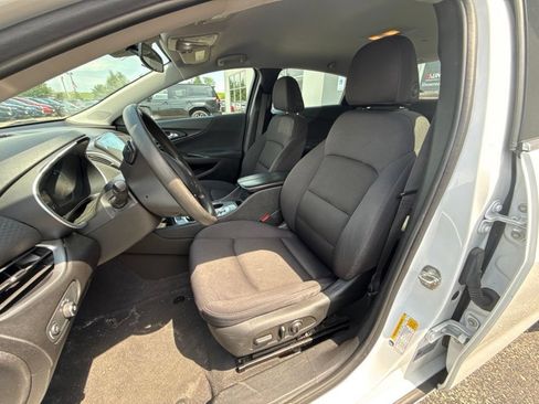 Used 2023 Chevrolet Malibu LT FWD image 13