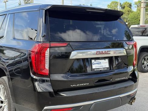 Used 2022 GMC Yukon Denali w/ Denali Premium Package RWD image 10