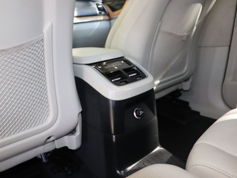 Used 2019 Volvo XC90 T8 Inscription w/ Advanced Package image 39