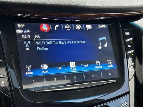 Used 2017 Cadillac Escalade Premium Luxury image 18