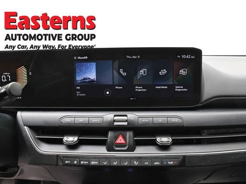 Used 2025 Kia K4 LXS image 12