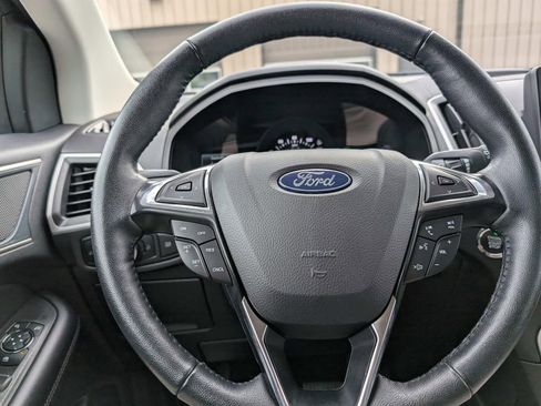 Used 2024 Ford Edge SEL AWD/4WD image 16