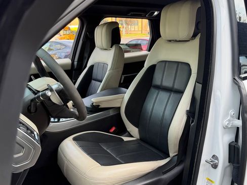 Used 2022 Land Rover Range Rover Sport HST image 26