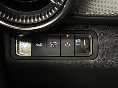 New 2026 Chevrolet Equinox LT w/ Convenience Package II image 38