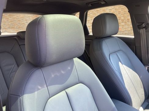 Used 2023 Audi Q3 2.0T Premium image 30