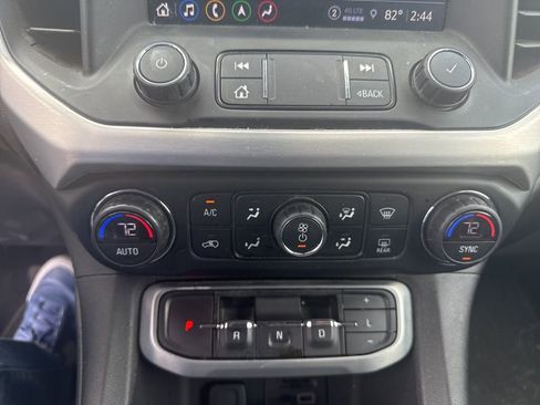 Used 2021 GMC Acadia SLT w/ Preferred Package image 25