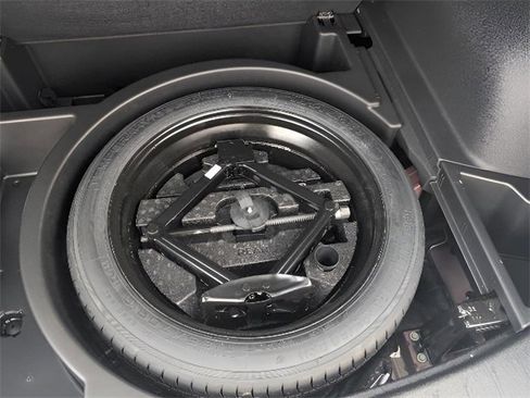 Certified 2023 Chevrolet Blazer RS w/ Driver Confidence II Package image 28