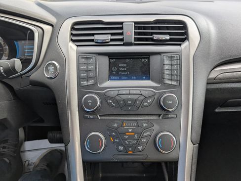 Used 2018 Ford Fusion S image 21