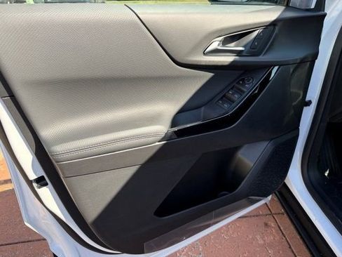 New 2026 Chevrolet Equinox LT FWD image 8