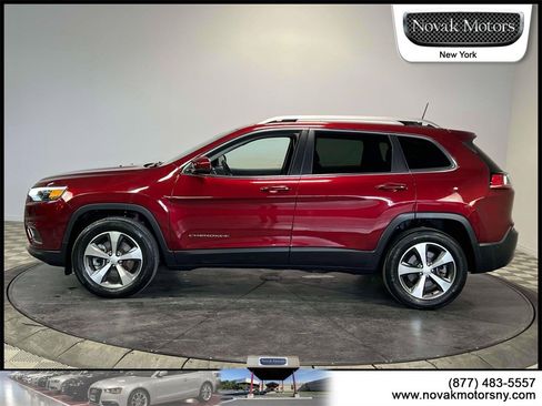 Used 2021 Jeep Cherokee Limited image 5