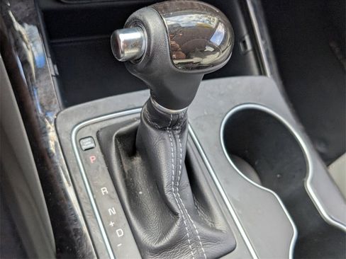 Used 2016 Kia Sorento EX image 24