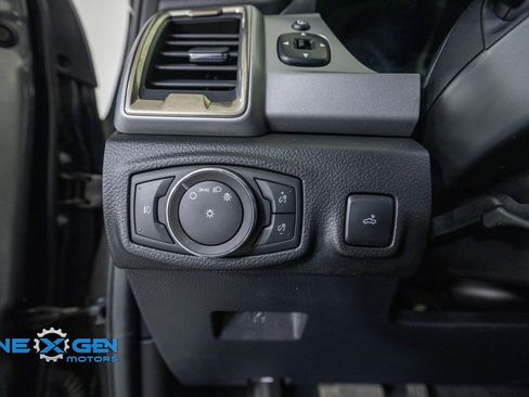Used 2020 Ford Ranger XLT w/ Equipment Group 301A Mid AWD/4WD image 13
