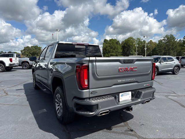 Used 2022 GMC Sierra 1500 AT4 w/ AT4 Premium Package AWD/4WD image 4