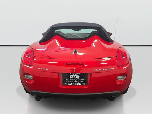 Used 2009 Pontiac Solstice GXP w/ Club Sport Package RWD image 18