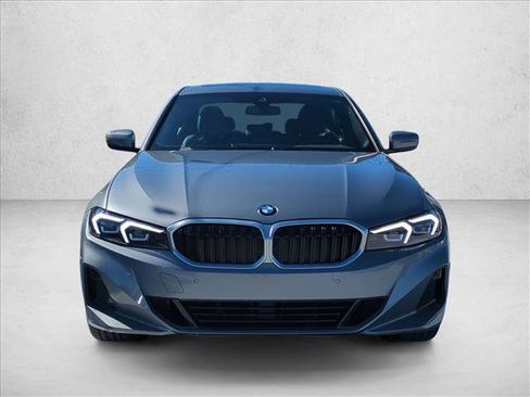 Used 2024 BMW 330i Sedan w/ Convenience Package image 8