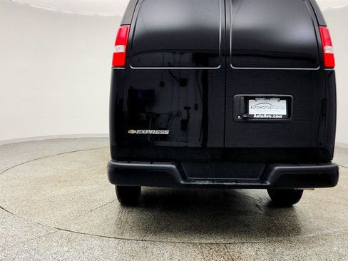 Used 2024 Chevrolet Express 2500 w/ Driver Convenience Package image 6