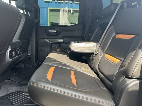 Used 2020 GMC Sierra 1500 AT4 w/ AT4 Premium Package AWD/4WD image 13