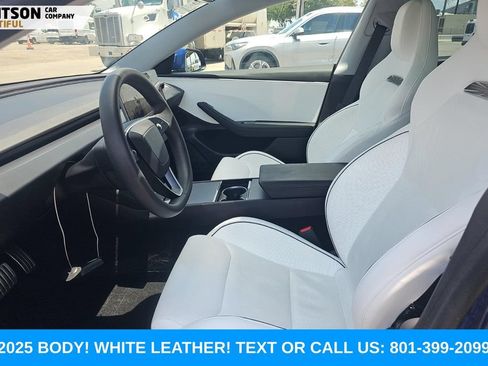 Used 2024 Tesla Model 3 Performance AWD/4WD image 8