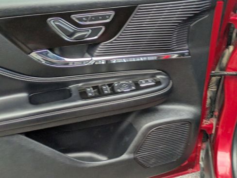 Used 2021 Lincoln Corsair AWD w/ Equipment Group 101A image 13