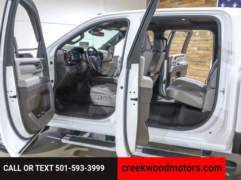 Used 2024 Chevrolet Silverado 2500 LTZ w/ LTZ Convenience Package image 38