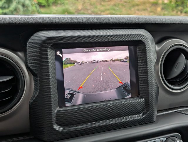 Used 2021 Jeep Gladiator Sport AWD/4WD image 20