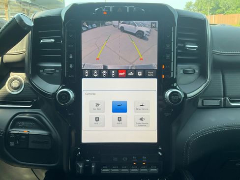 Used 2024 RAM 3500 Limited image 25