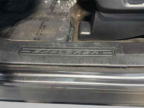 Certified 2018 Ford Explorer XLT w/ Equipment Group 201A AWD/4WD image 22