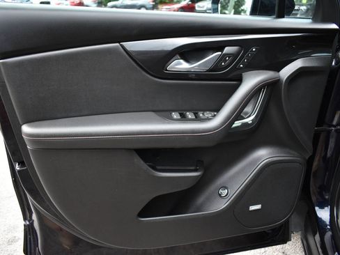 Used 2020 Chevrolet Blazer RS AWD/4WD image 17