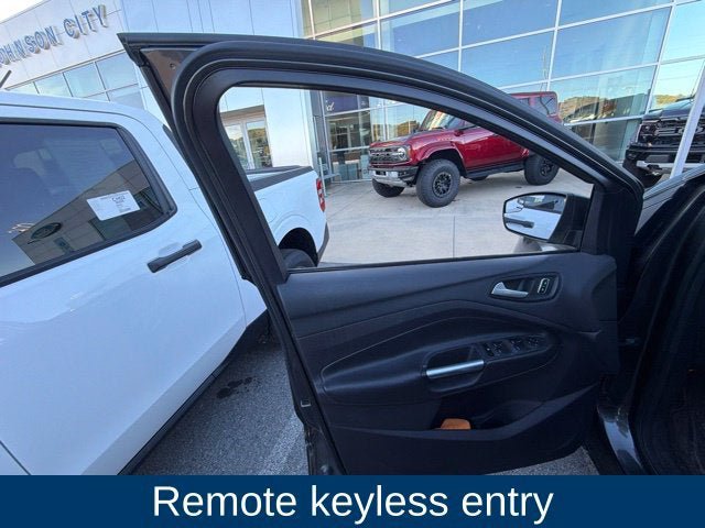 Used 2016 Ford Escape SE AWD/4WD image 15