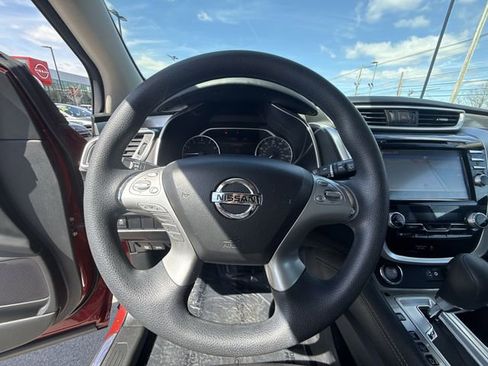 Used 2018 Nissan Murano S image 14