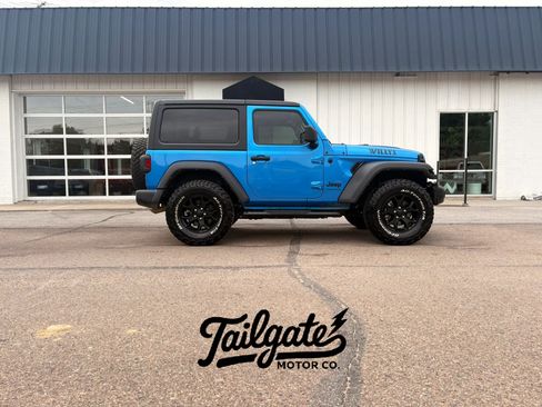 Used 2022 Jeep Wrangler Sport AWD/4WD image 1