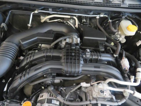 Used 2018 Subaru Crosstrek 2.0i Limited image 52