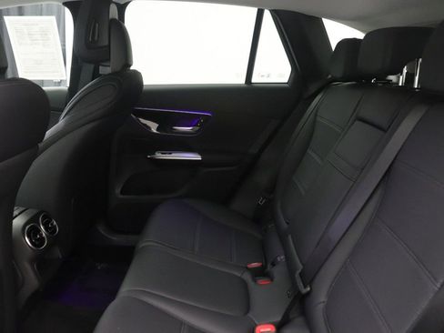 Certified 2025 Mercedes-Benz GLC 350e 4MATIC image 33