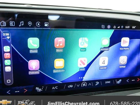 Certified 2025 Chevrolet Traverse LT AWD/4WD image 14