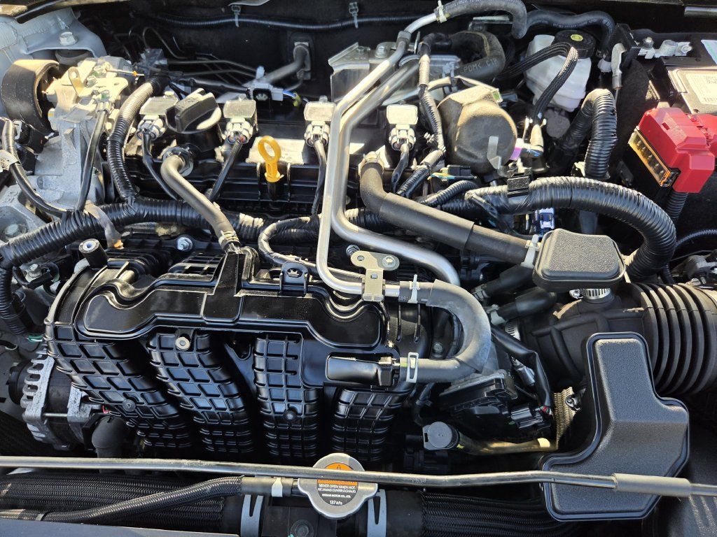 Used 2024 Nissan Altima 2.5 SR FWD image 24