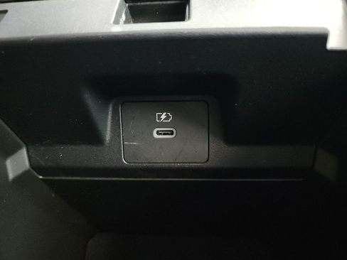 Used 2025 Mitsubishi Outlander SEL AWD/4WD image 36