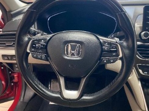 Used 2022 Honda Accord Touring image 17