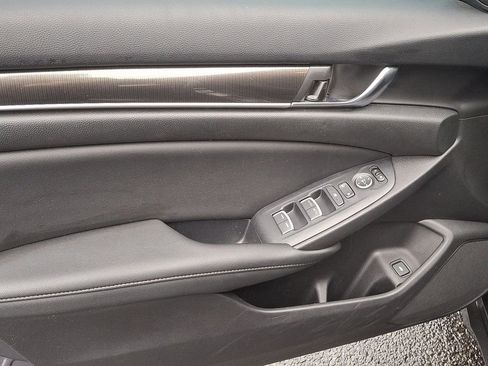 Used 2020 Honda Accord Sport image 13