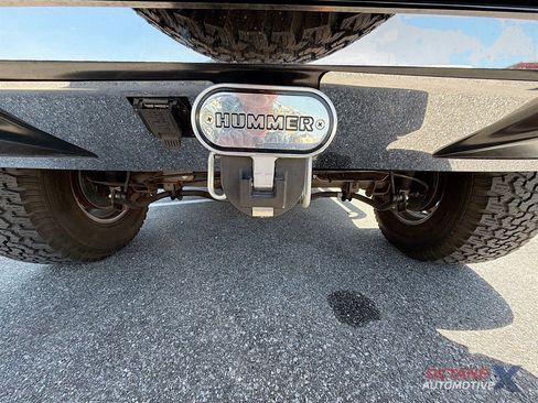 Used 2003 HUMMER H2 w/ Preferred Equipment Group image 36