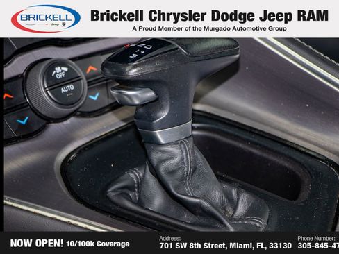 Used 2017 Dodge Challenger SXT image 20