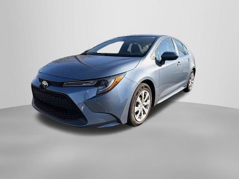 Used 2020 Toyota Corolla LE image 1