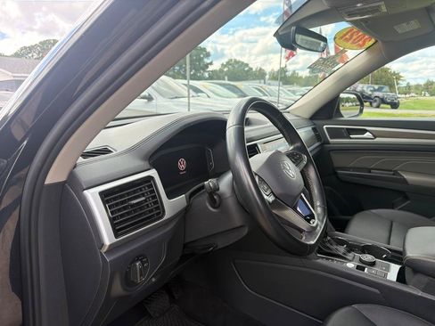 Used 2021 Volkswagen Atlas SEL AWD/4WD image 17