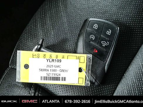 Used 2025 GMC Sierra 1500 SLT image 35