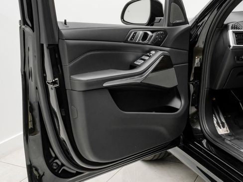 Used 2023 BMW X7 xDrive40i w/ Executive Package image 43